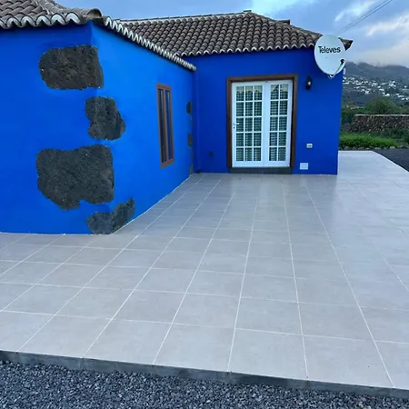 Casa La Escuela Breña Alta